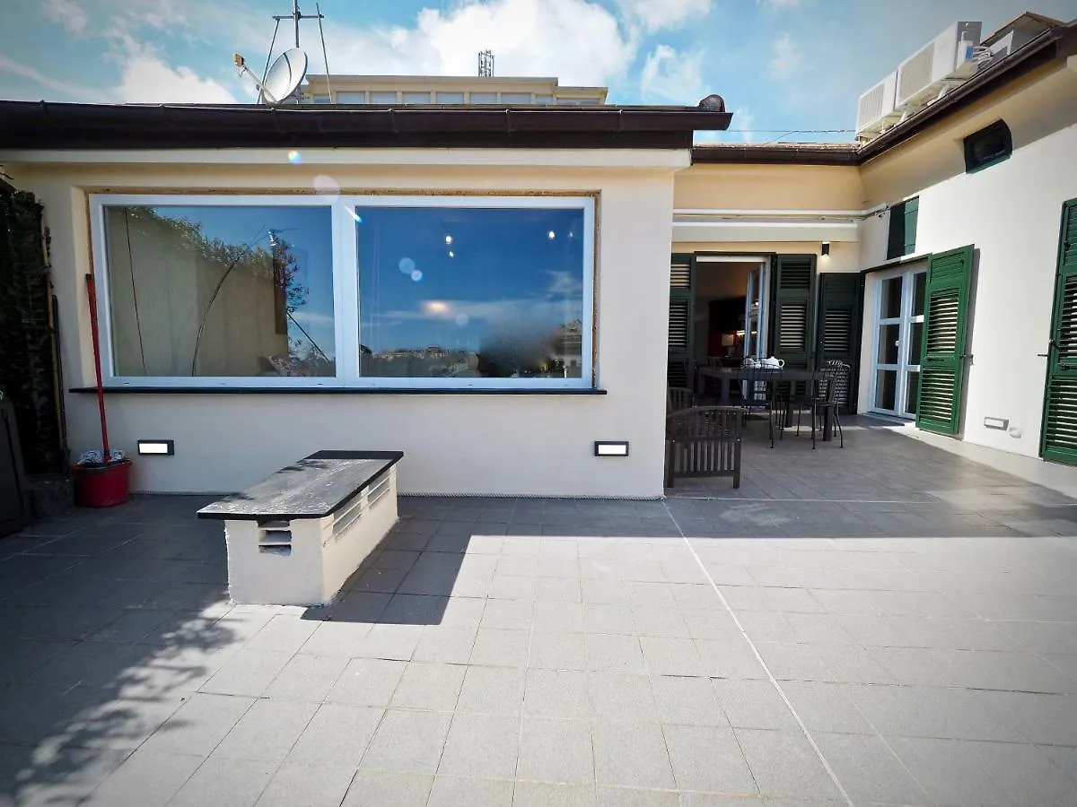 Apartmán Panoramica Dimora Assarotti Janov 0*,